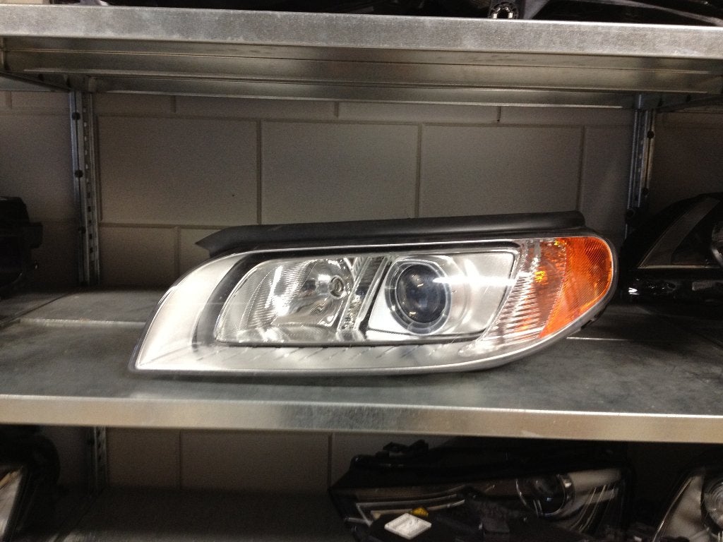 Volvo V70 S80 XC70 bi xenon koplamp links, Ophalen of Verzenden, Gebruikt, Volvo