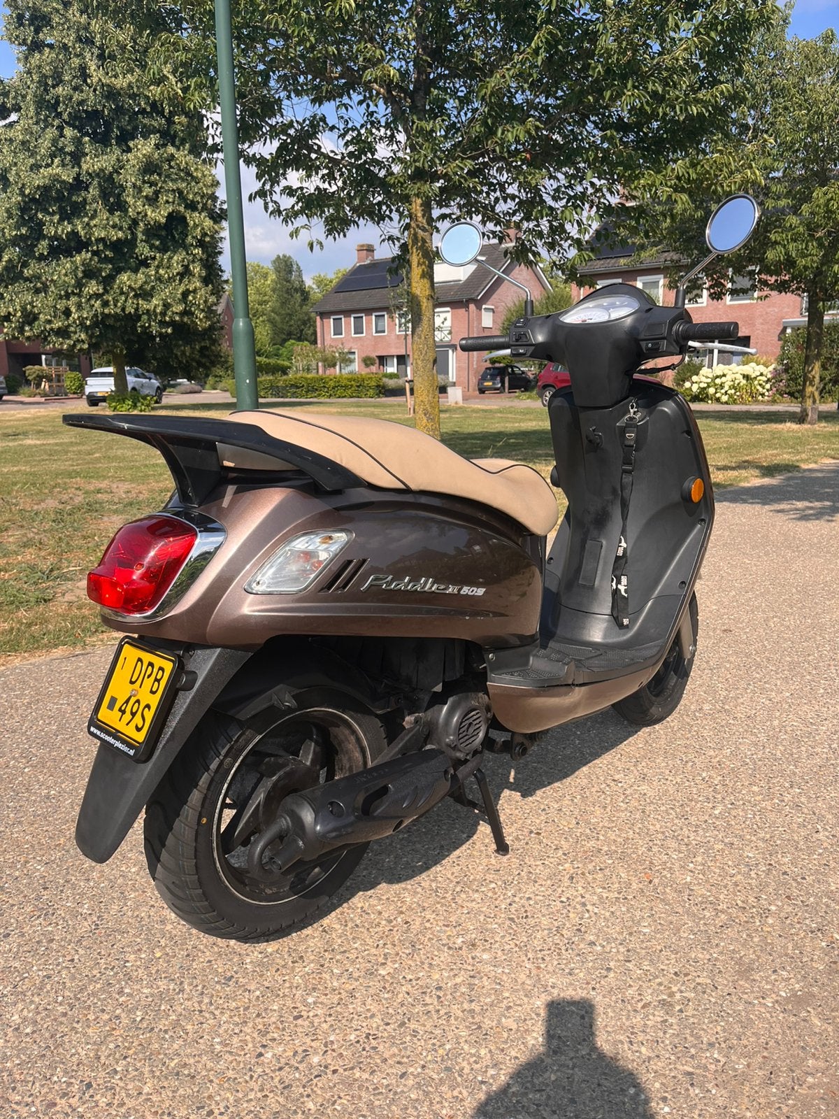 Bromscooter sym  fiddle, Fietsen en Brommers, Ophalen, Zo goed als nieuw, Benzine