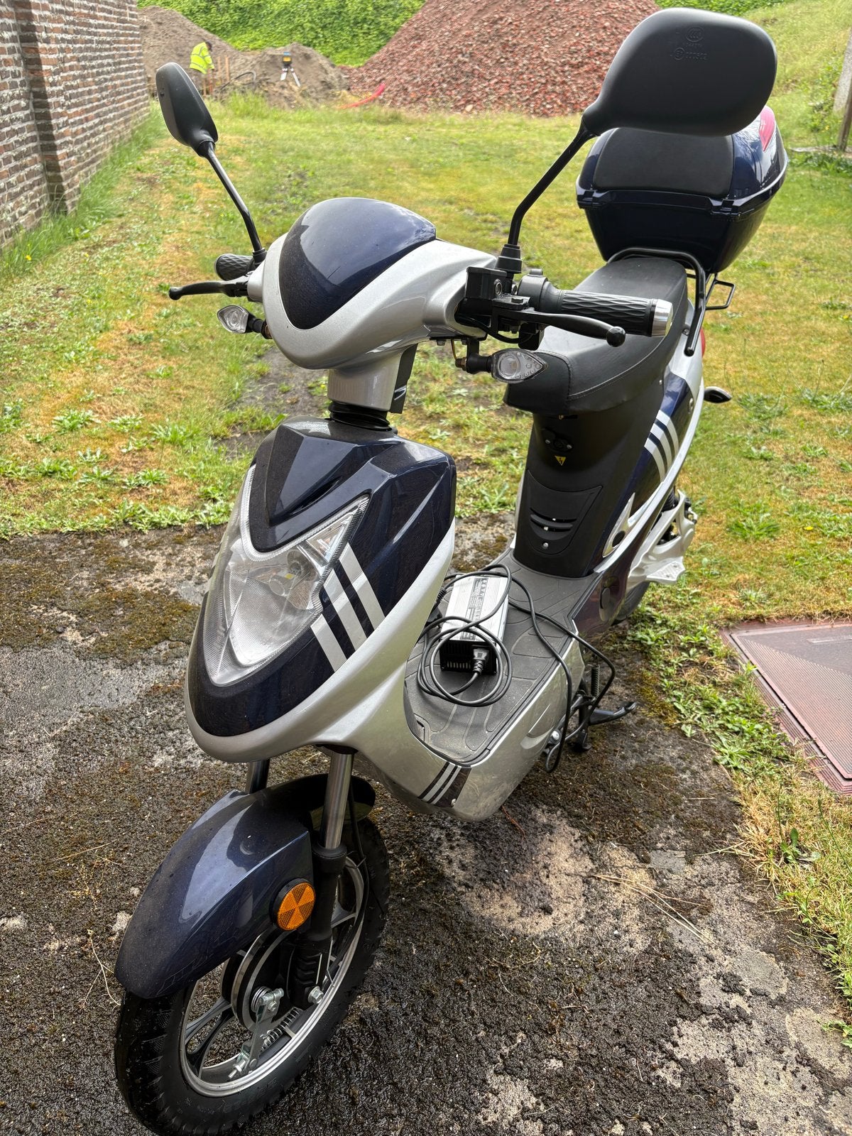 Elektrische scooter Talent -Slechts 67 km, nieuwe accu nodi, Ophalen, Gebruikt, Elektrisch, Overige merken