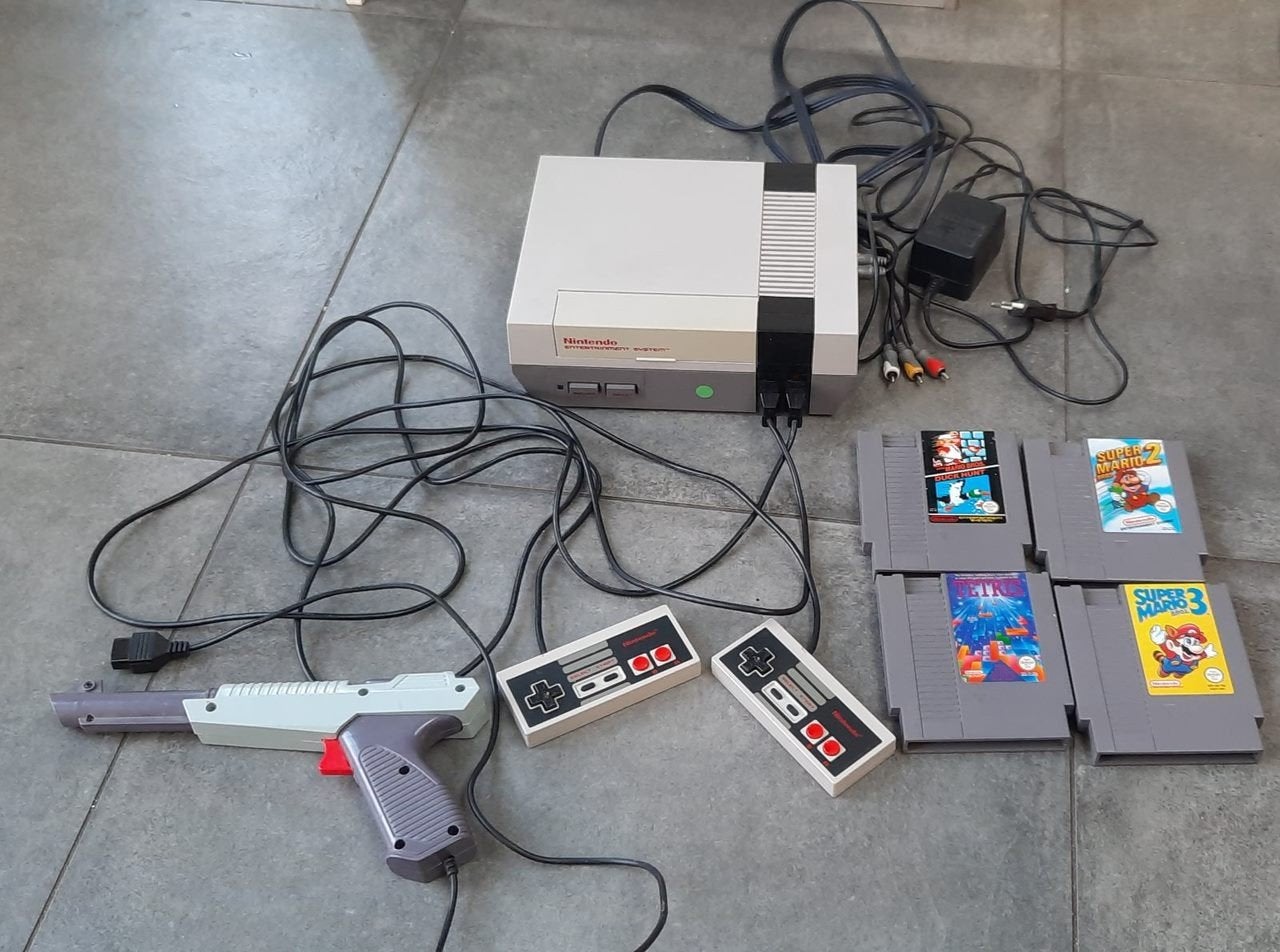 nintendo NES Mario 1, 2, 3, duckhunt, tetris, Spelcomputers en Games, Spelcomputers | Nintendo NES, Ophalen of Verzenden, Gebruikt