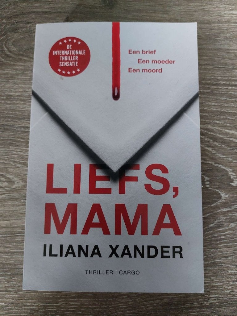 Iliana Xander - Liefs mama - 2024, Ophalen of Verzenden, Zo goed als nieuw