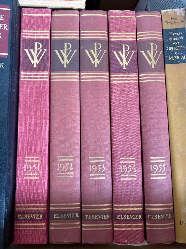 Winkler Prins Jaarboeken 1991-1995 - Complete Serie, Boeken, Encyclopedieën, Ophalen of Verzenden, Gelezen, Algemeen, Complete serie