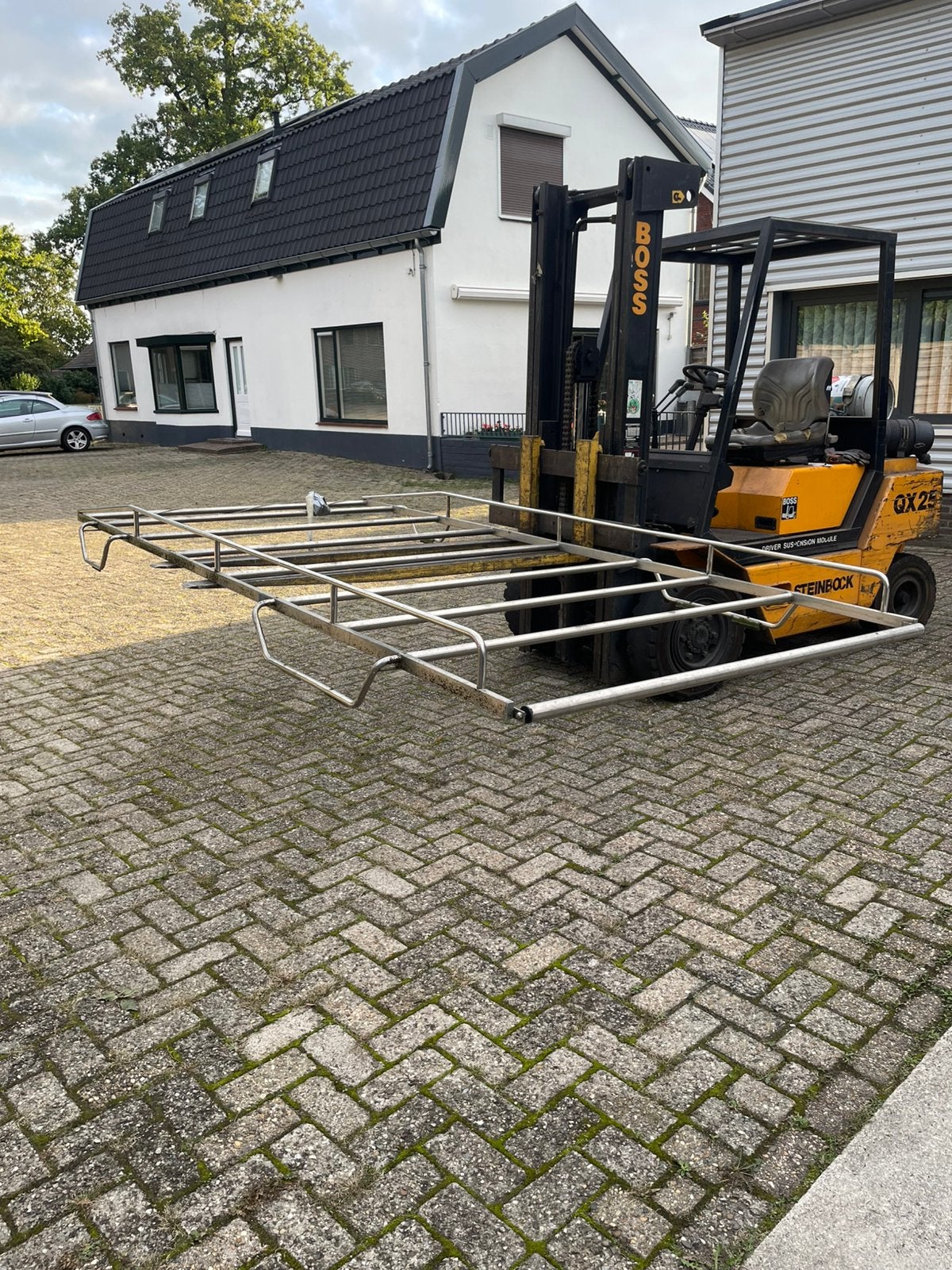 Imperiaal vw transporter T5 T6 met klep, Auto diversen, Ophalen, Gebruikt