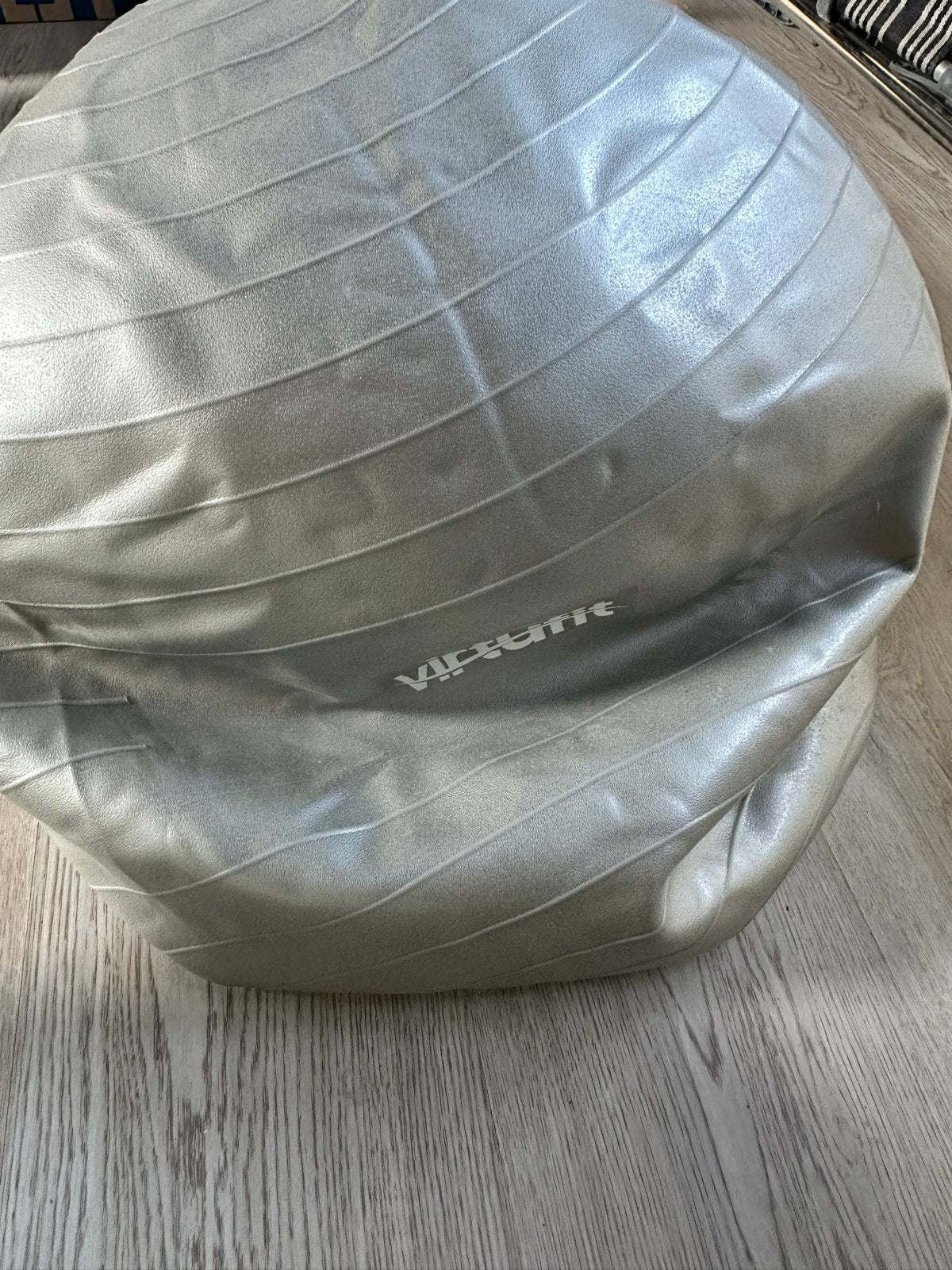 Fitnessbal met pomp, Sport en Fitness, Fitnessmaterialen, Ophalen, Gebruikt, Buik, Fitnessbal