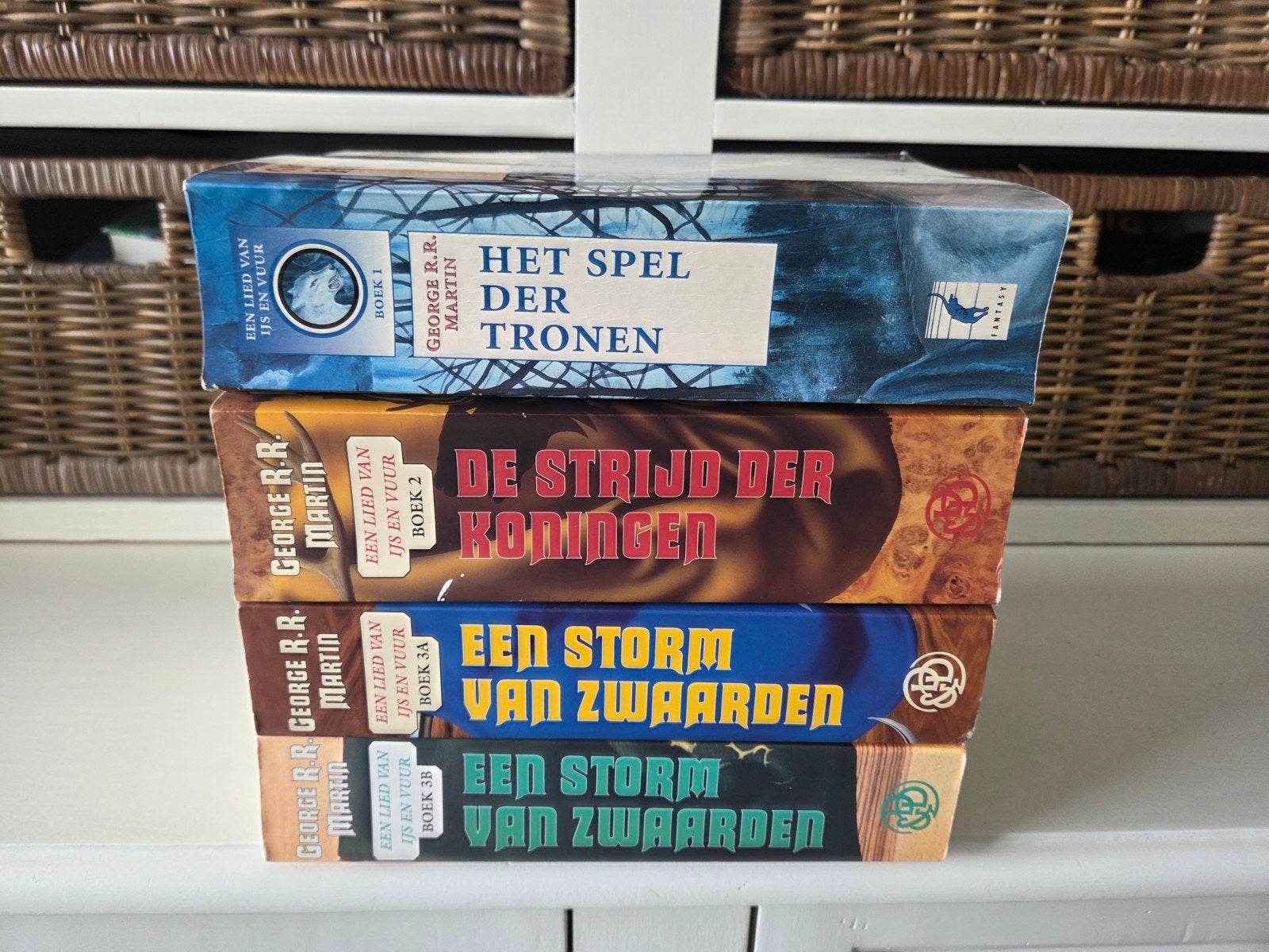 George R.R. Martin - Het lied van ijs en vuur, Boeken, Ophalen of Verzenden, Gelezen