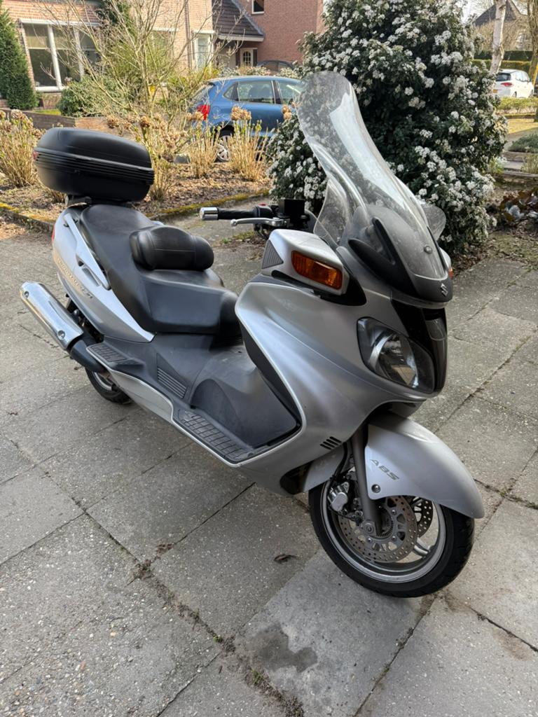 Burgman 650 executive met ABS, Particulier, Scooter
