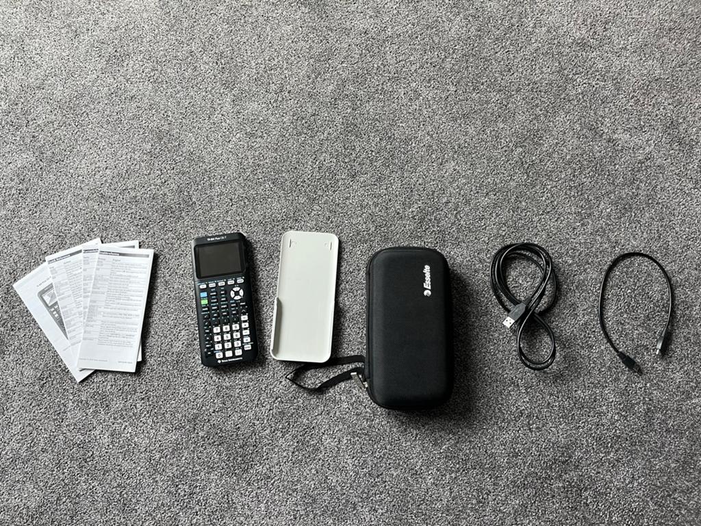 TI-84 Plus CE-T Grafische Rekenmachine + Oplader & Hoesje, Ophalen of Verzenden, Gebruikt