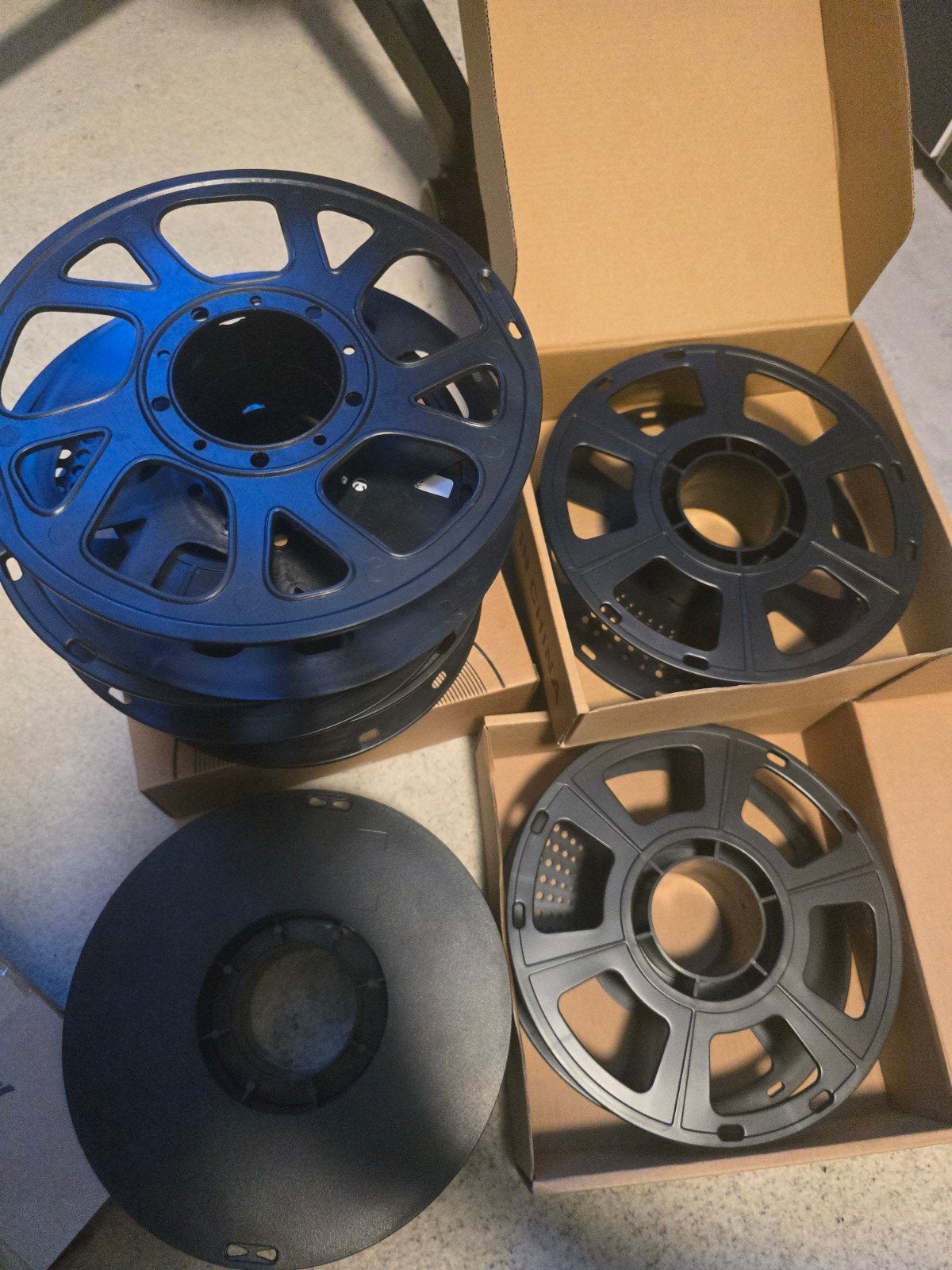 Diverse lege filament spoelen voor 3D-printers, Computers en Software, Ophalen of Verzenden