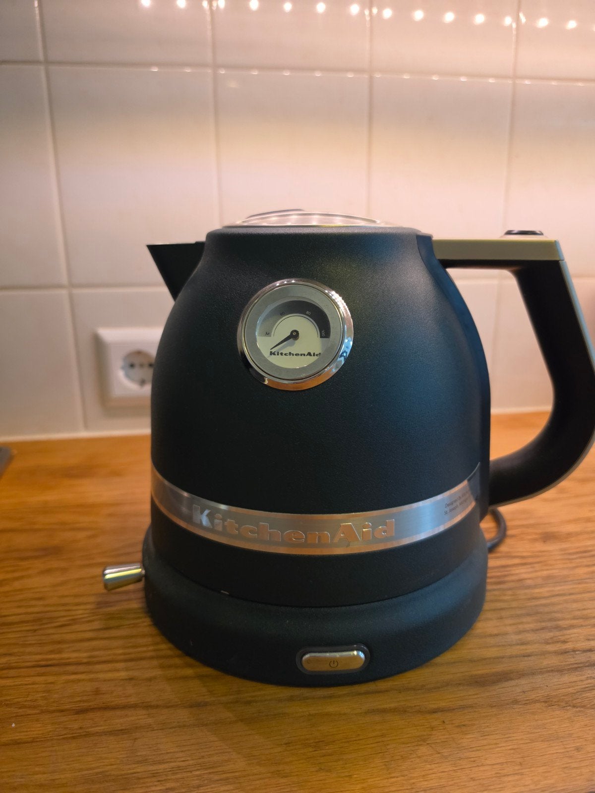 KitchenAid Waterkoker, 1 tot 2 liter, Ophalen, Zo goed als nieuw, Rvs