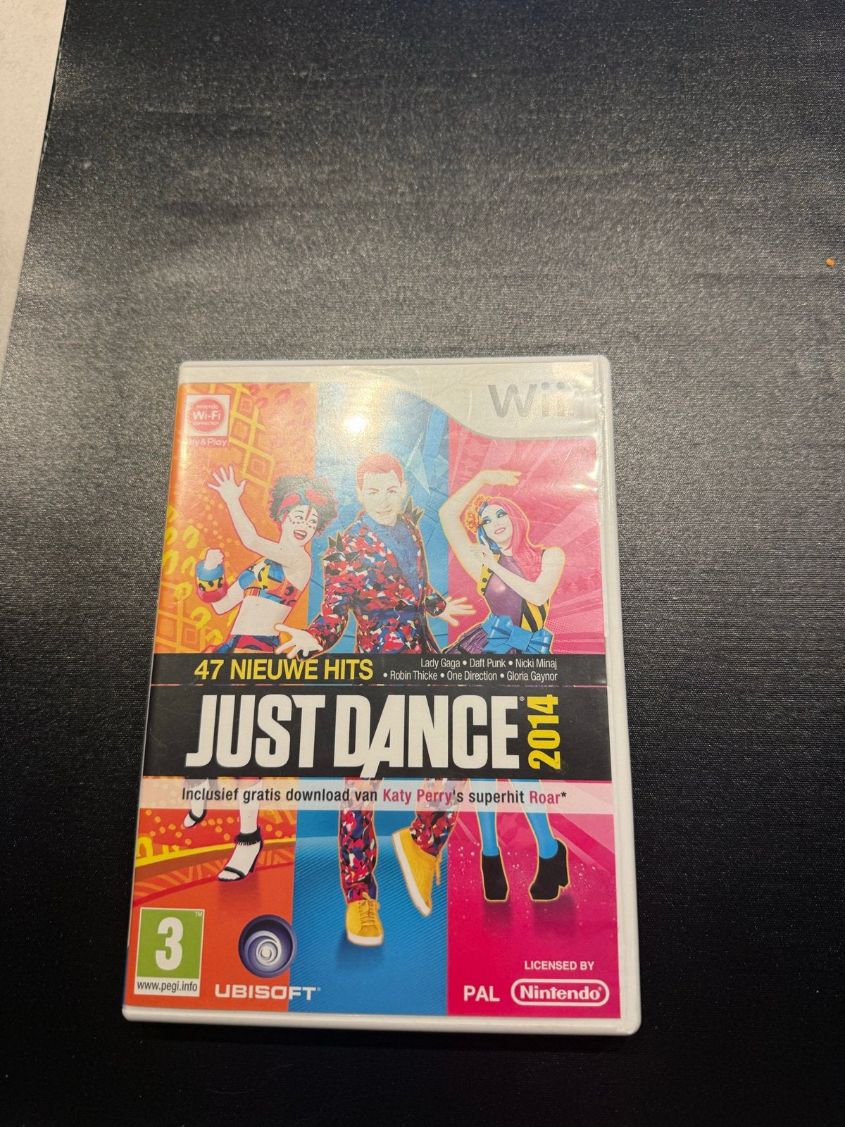 Just Dance 2014, Ophalen of Verzenden, Zo goed als nieuw, Zonder controller, Met games