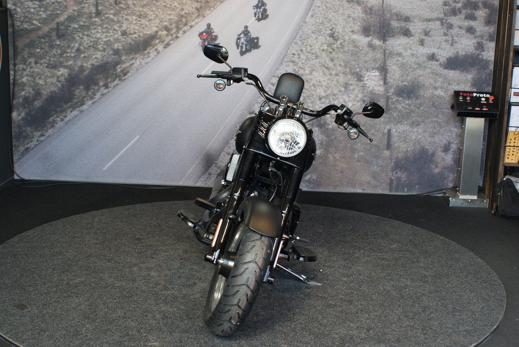 Harley-Davidson FLSTFBS FAT BOY S (bj 2017), Motoren, Motoren | Harley-Davidson, Bedrijf, Overig, Sales@harleydavidsonrotterdam.nl