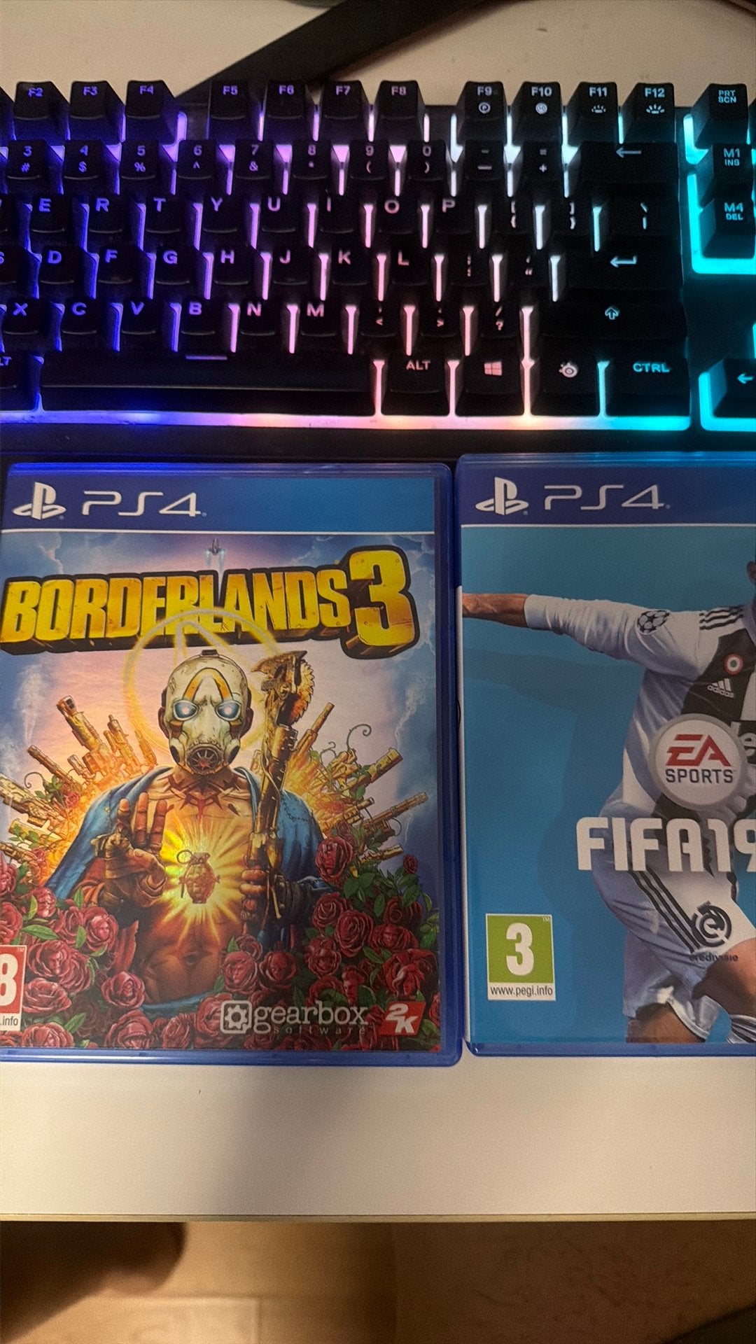 Ps4 games, Spelcomputers en Games, Gebruikt, Vanaf 18 jaar, Overige genres, Eén computer