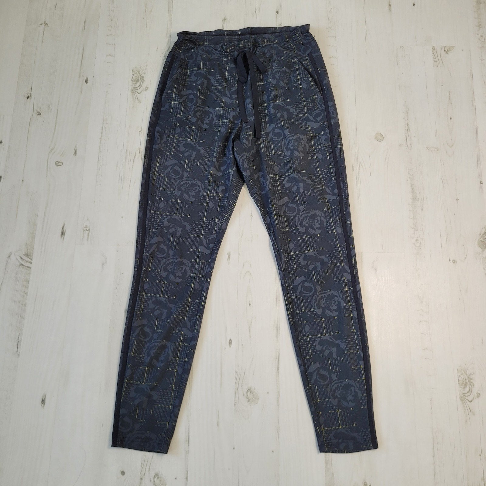Studio Anneloes broek trekkoord M bloemen print travel stof, Maat 38/40 (M), Studio Anneloes, Ophalen of Verzenden, Zo goed als nieuw
