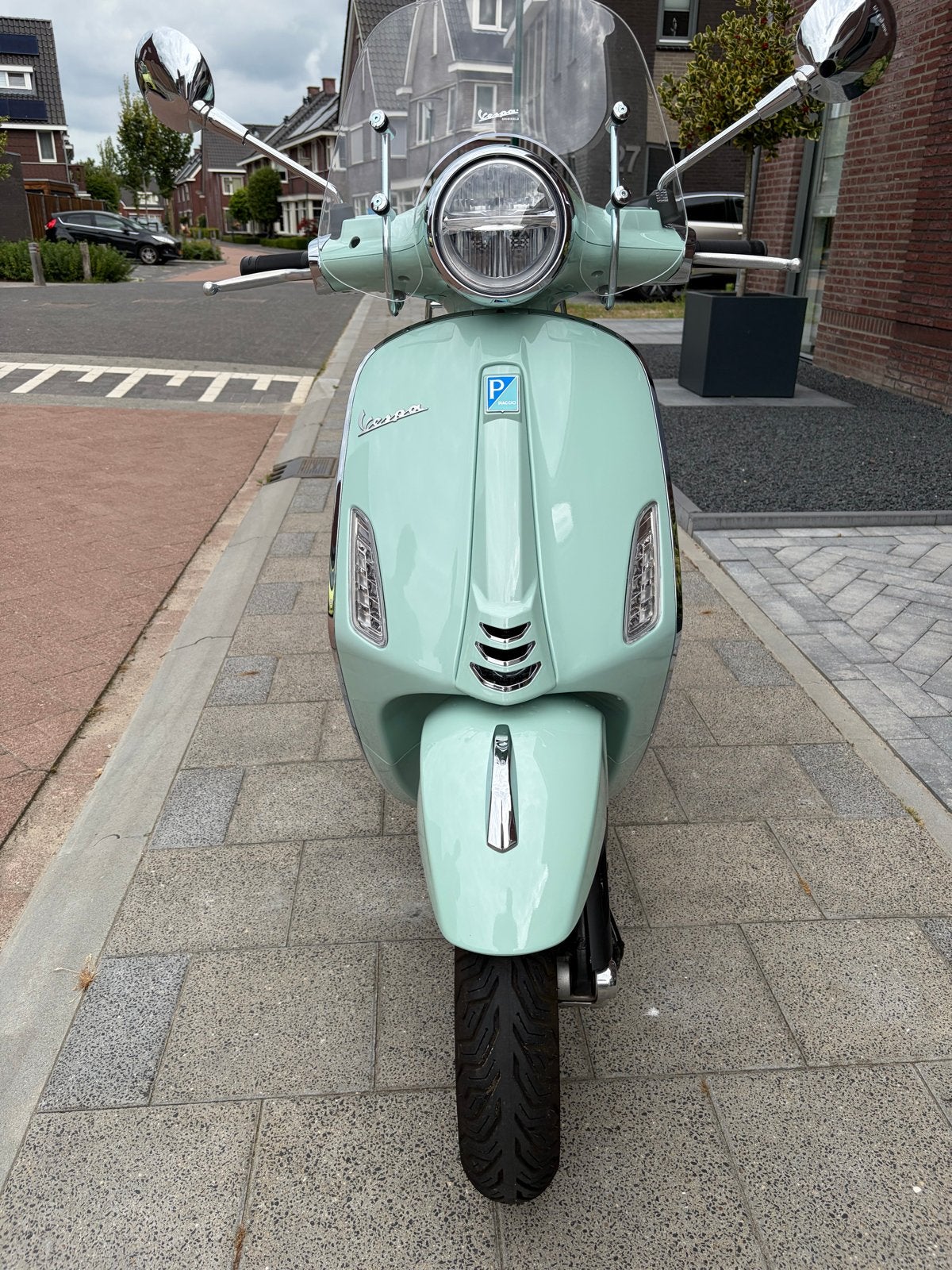 Vespa Primavera Zo goed als nieuw, incl. helm en slot, Ophalen, Overige modellen, Maximaal 45 km/u, Zo goed als nieuw
