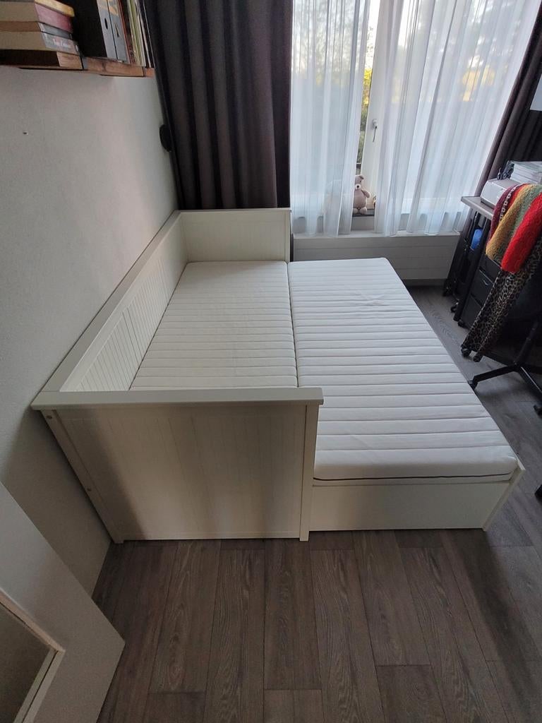 IKEA Hemnes Bedbank met 2 matrassen, Huis en Inrichting, Slaapkamer | Bedden, Modern, Scandinavisch, Wit, Tweepersoons, Ophalen of Verzenden