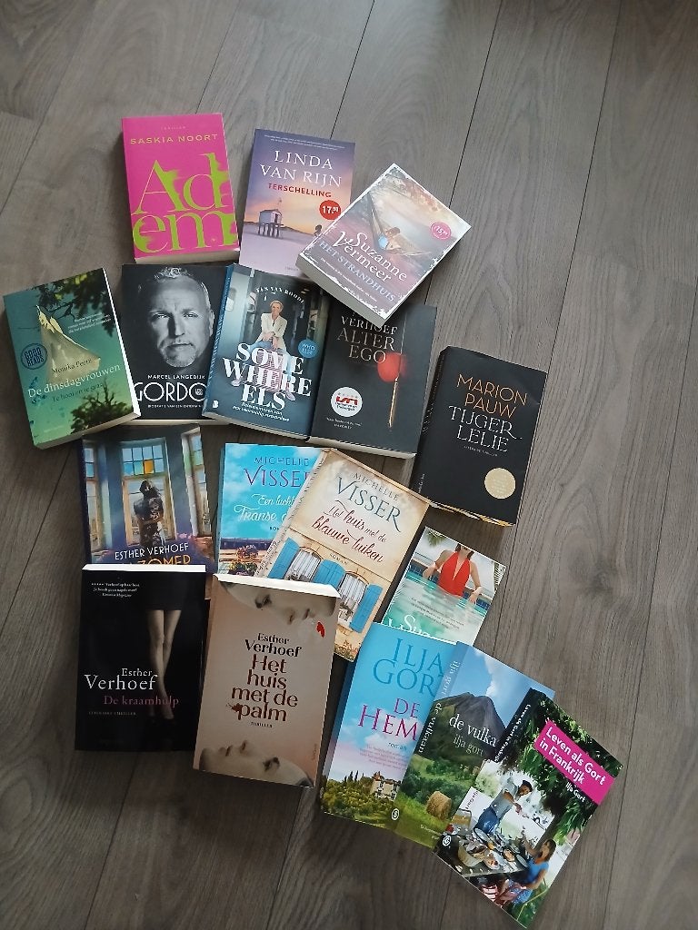 leuke diverse boeken te loop, Boeken, Ophalen, Zo goed als nieuw, Verschillende onderwerpen