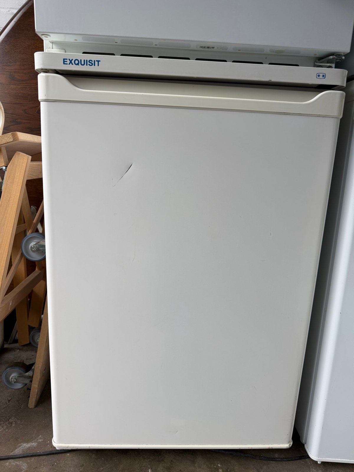 Exquisit Tafelmodel Koelkast Wit met Vriesvak, Witgoed en Apparatuur, 85 tot 120 cm, Gebruikt, ., Ophalen of Verzenden