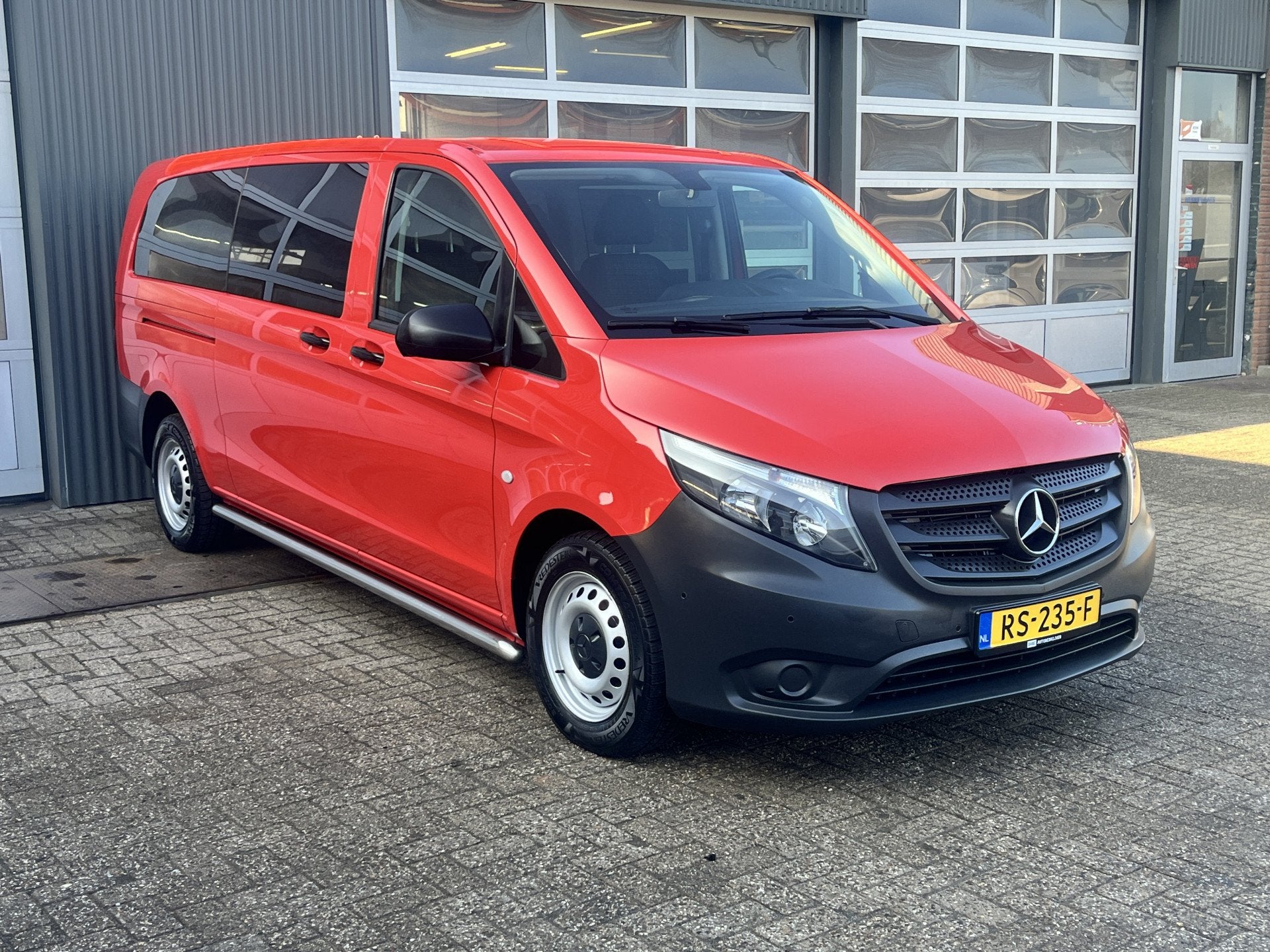 Mercedes-Benz Vito Tourer 114cdi XL BTW / BPM VRIJ! MARGE 8-, Automaat, Gebruikt, 2000 kg, Origineel Nederlands