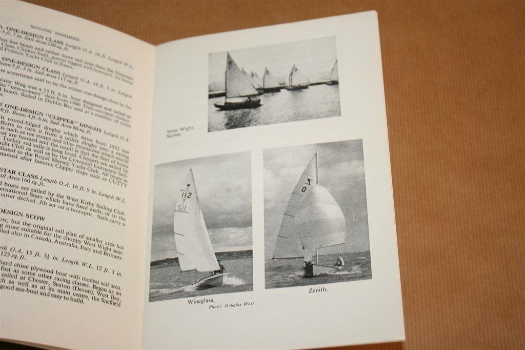 Sailing Dinghies. Types & Classes., Ophalen of Verzenden, Gelezen, Watersport en Hengelsport