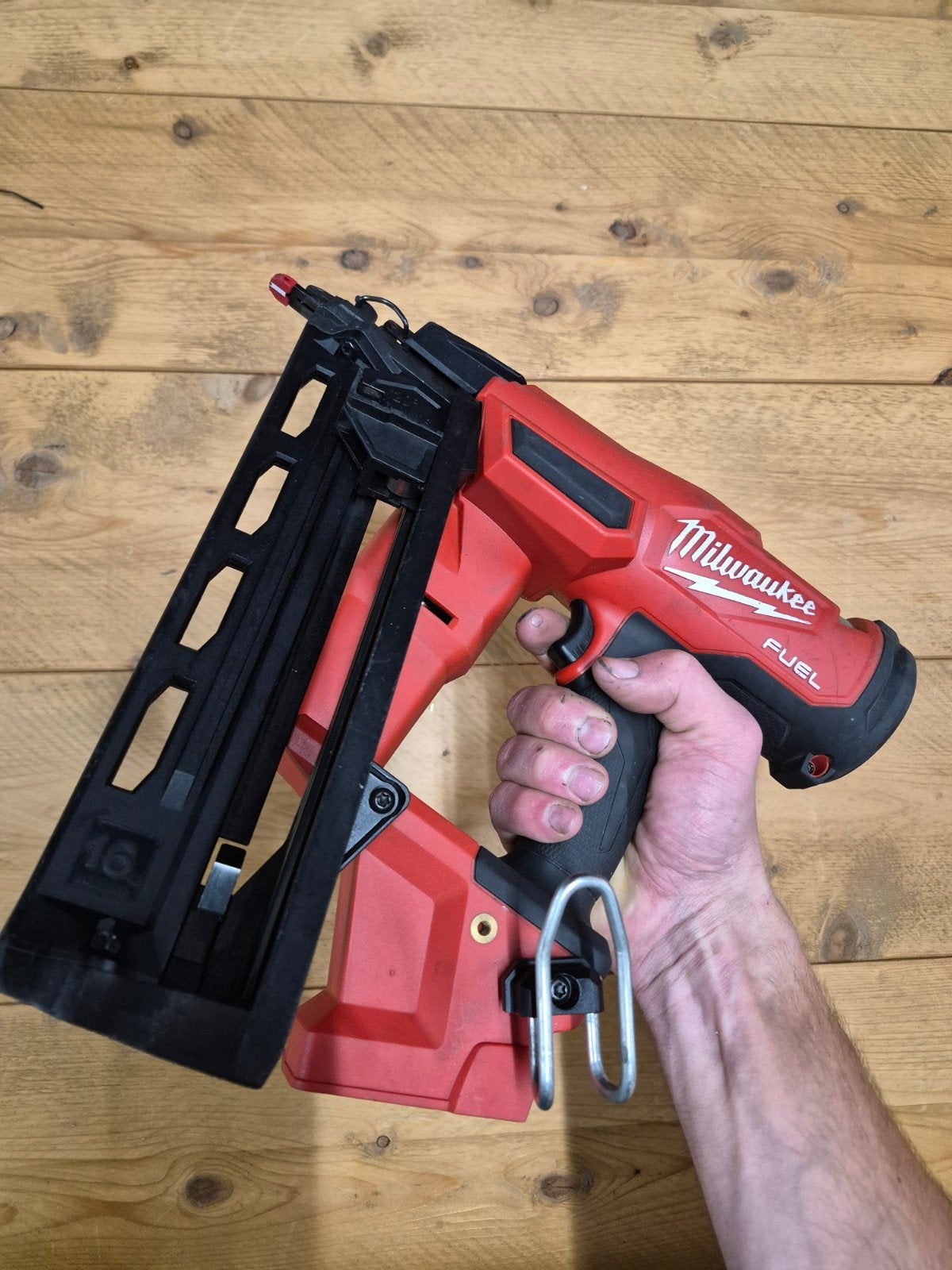 Milwaukee FN16GA tacker M18, Ophalen of Verzenden