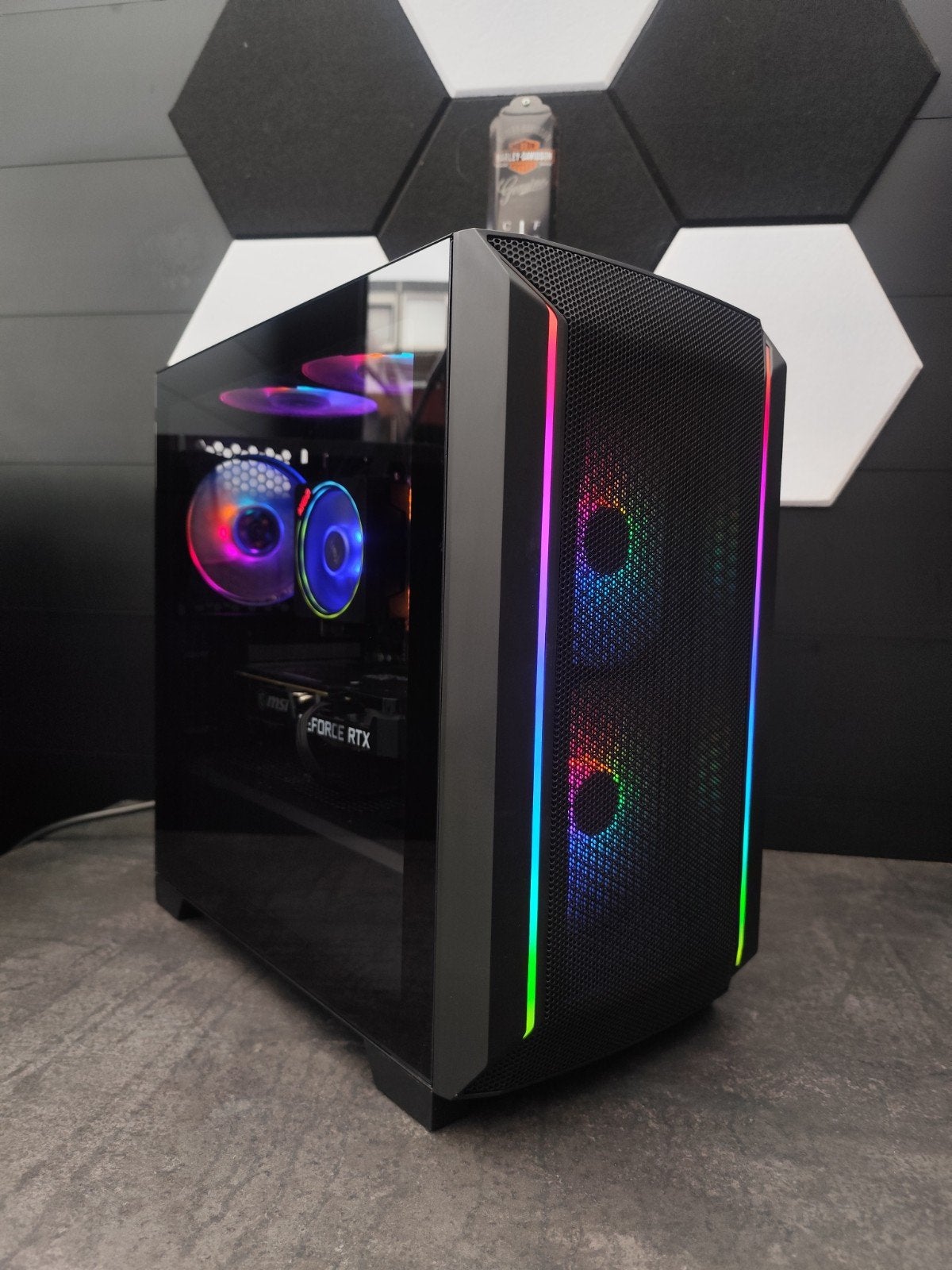Game PC Ryzen 5 3600 RTX 3060 12GB RGB Win 11 Pro Office, Ophalen, Gebruikt, Custom Build, 1256GB (256GB SSD + 1TB HDD)