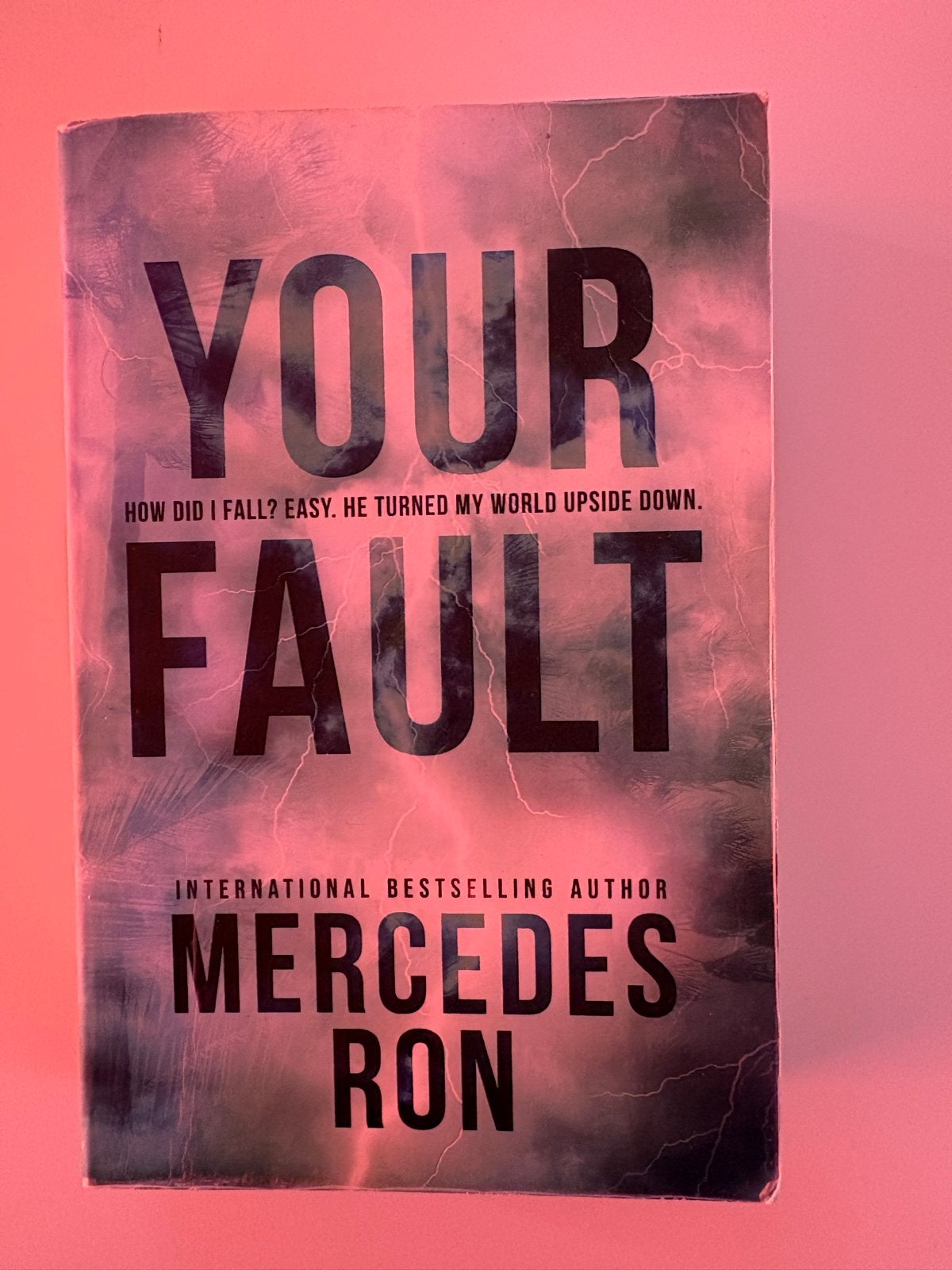Your Fault - Mercedes Ron (Engels), Boeken, Ophalen of Verzenden, Zo goed als nieuw, Amerika