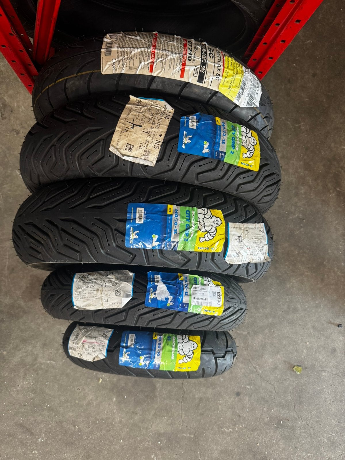 Diverse motorbanden michelin en bridgestone citygrip, Motoren, Onderdelen | Merk-onafhankelijk, Ophalen of Verzenden, Nieuw
