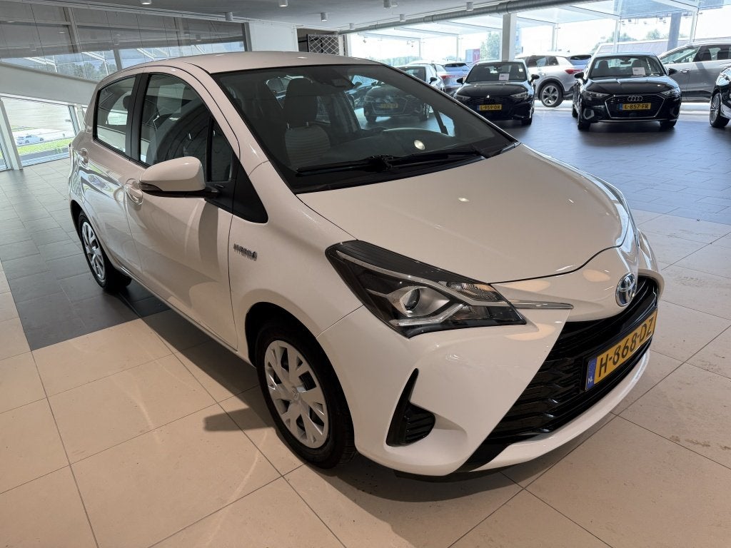 Toyota Yaris 1.5 Hybrid Active (bj 2020, automaat), Auto's, Automaat, 1497 cc, Euro 6, 4 cilinders