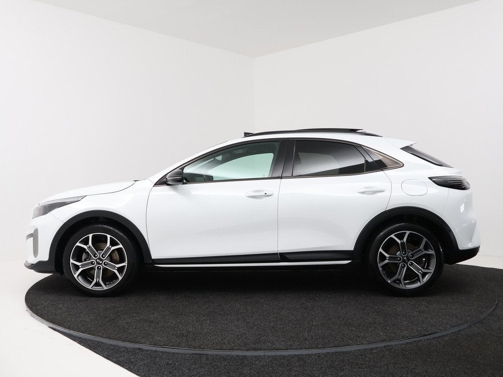 Kia Xceed 1.5 T-GDi GT-PlusLine | Trekhaak | Panoramadak |, Auto's, Kia, 1300 kg, Gebruikt, 4 cilinders, Wit