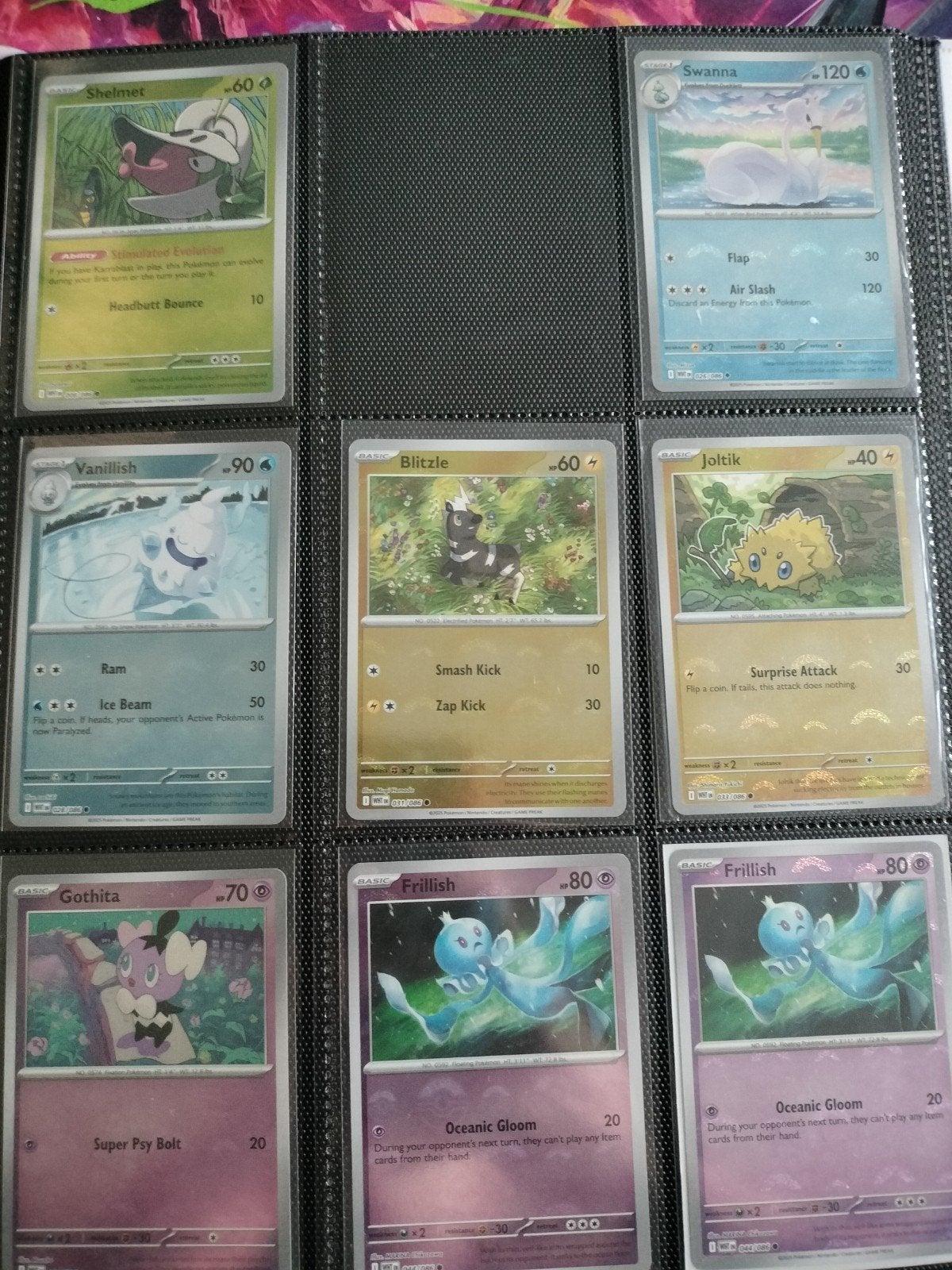 White Flare Pokeballs, Ophalen of Verzenden, Zo goed als nieuw