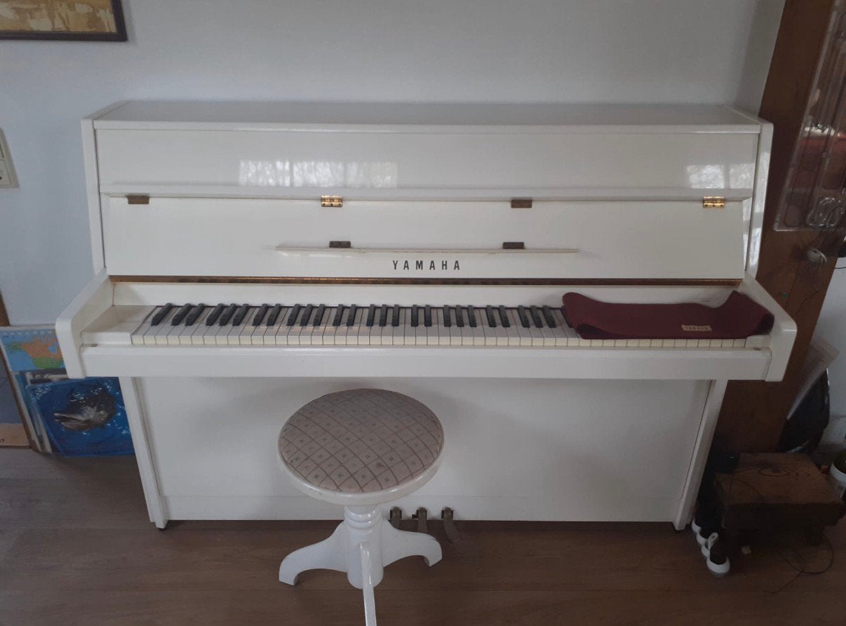 Yahama piano, Muziek en Instrumenten, Ophalen, Gebruikt, Wit, Piano