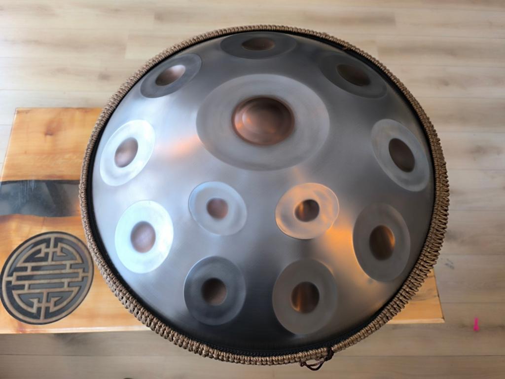 Handpan 14 tonen zilver goud 440hz, Ophalen, Melodische percussie, Zenori, Zenori