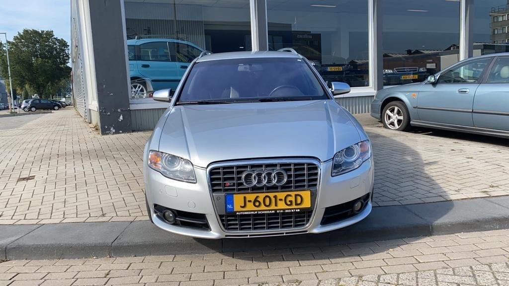 Audi A4 Avant 4.2 V8 S4 quattro, Auto's, Automaat, 1730 kg, Gebruikt, A4