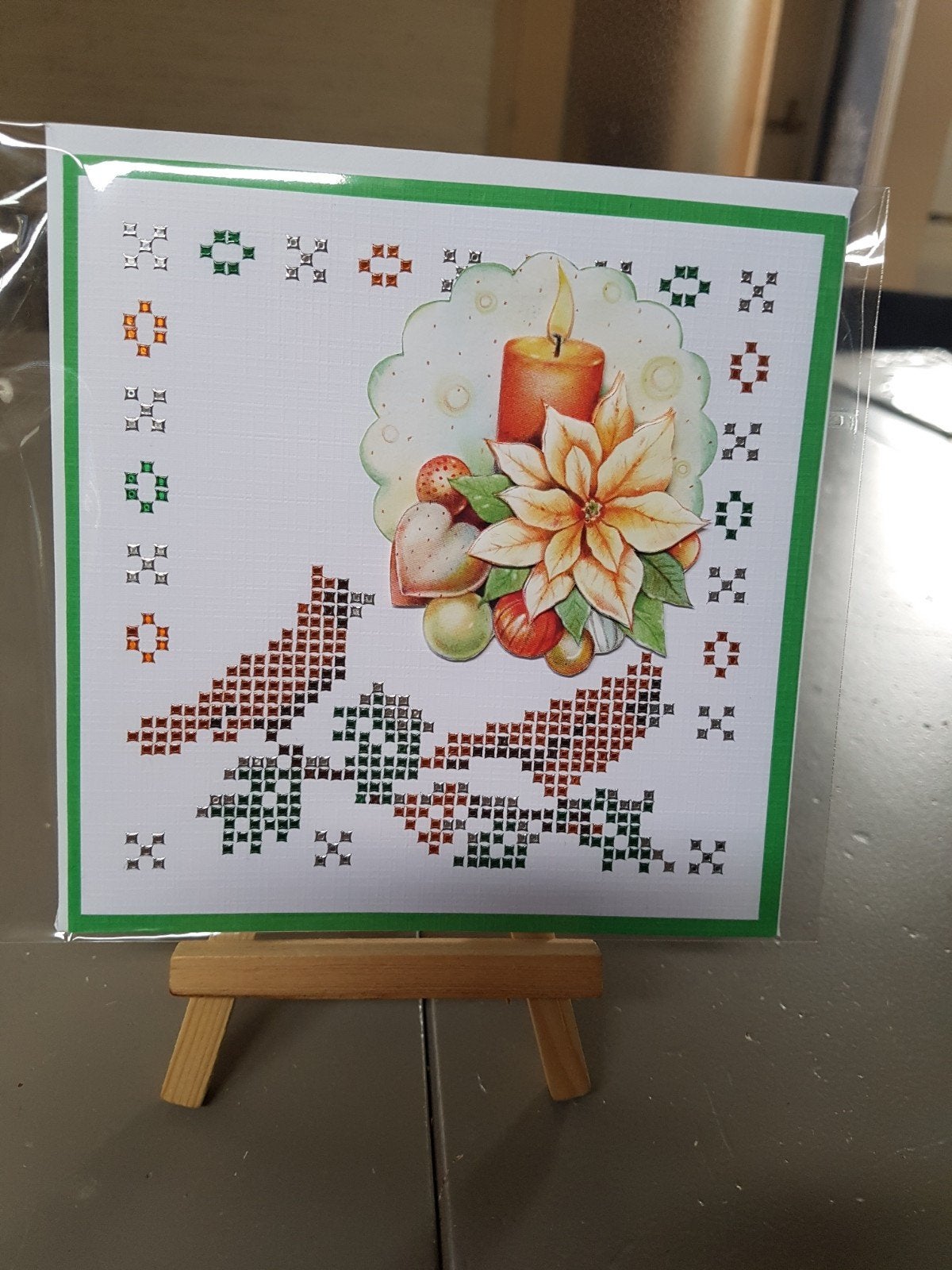 Kaartje hobbydots sparkles kerst kaars met kerstballen, Ophalen of Verzenden, Nieuw, Kerst