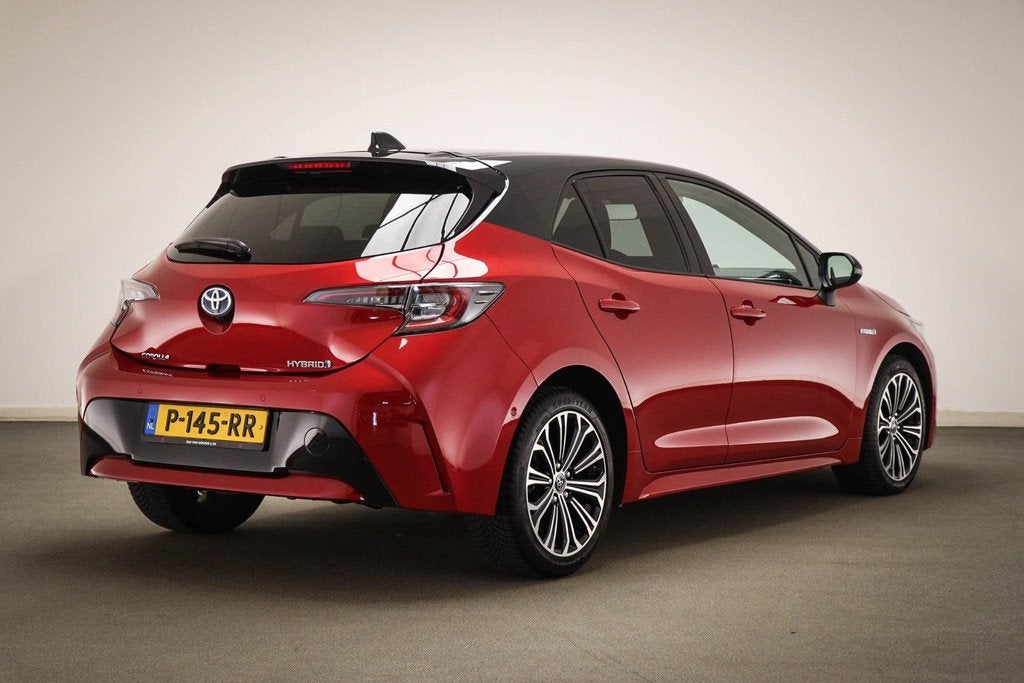 Toyota Corolla 1.8 Hybrid Business Intro | STUURVERWARMING |, Gebruikt, 4 cilinders, Corolla, 122 pk