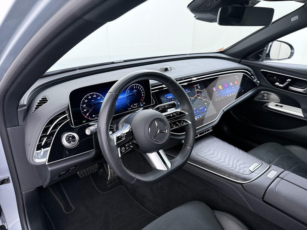 Mercedes-Benz E-klasse 300 e Sport Edition | Panorama - Schu, Automaat, Gebruikt, 4 cilinders, 167 km/l