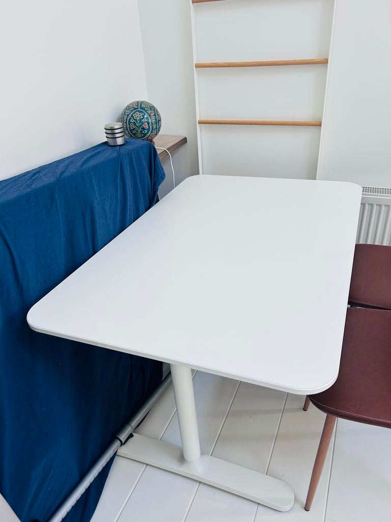 Witte tafel 120x80 cm - modern en compact, Huis en Inrichting, Tafels | Eettafels, Ophalen, Kunststof, Gebruikt, 100 tot 150 cm