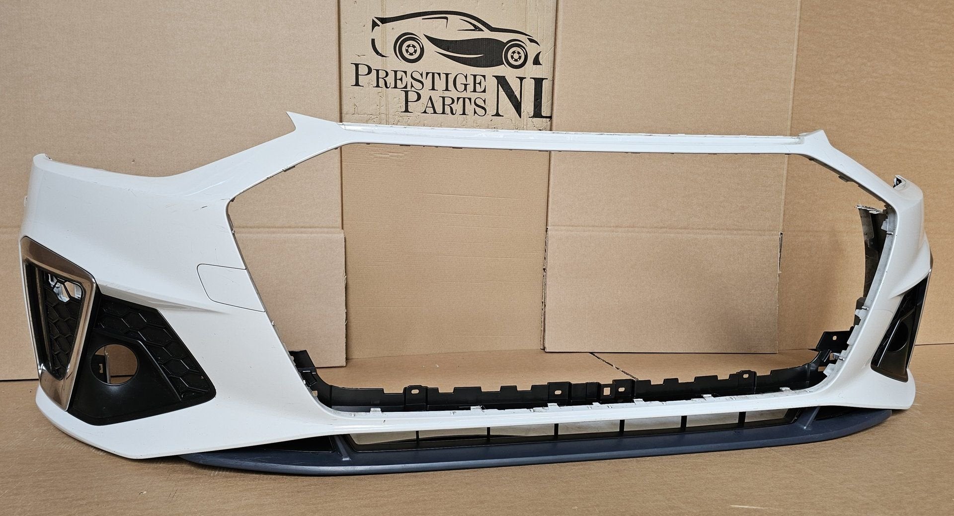 Voorbumper Audi A4 B9 8W Facelift S-Line S4 4xPDC 2019-2024