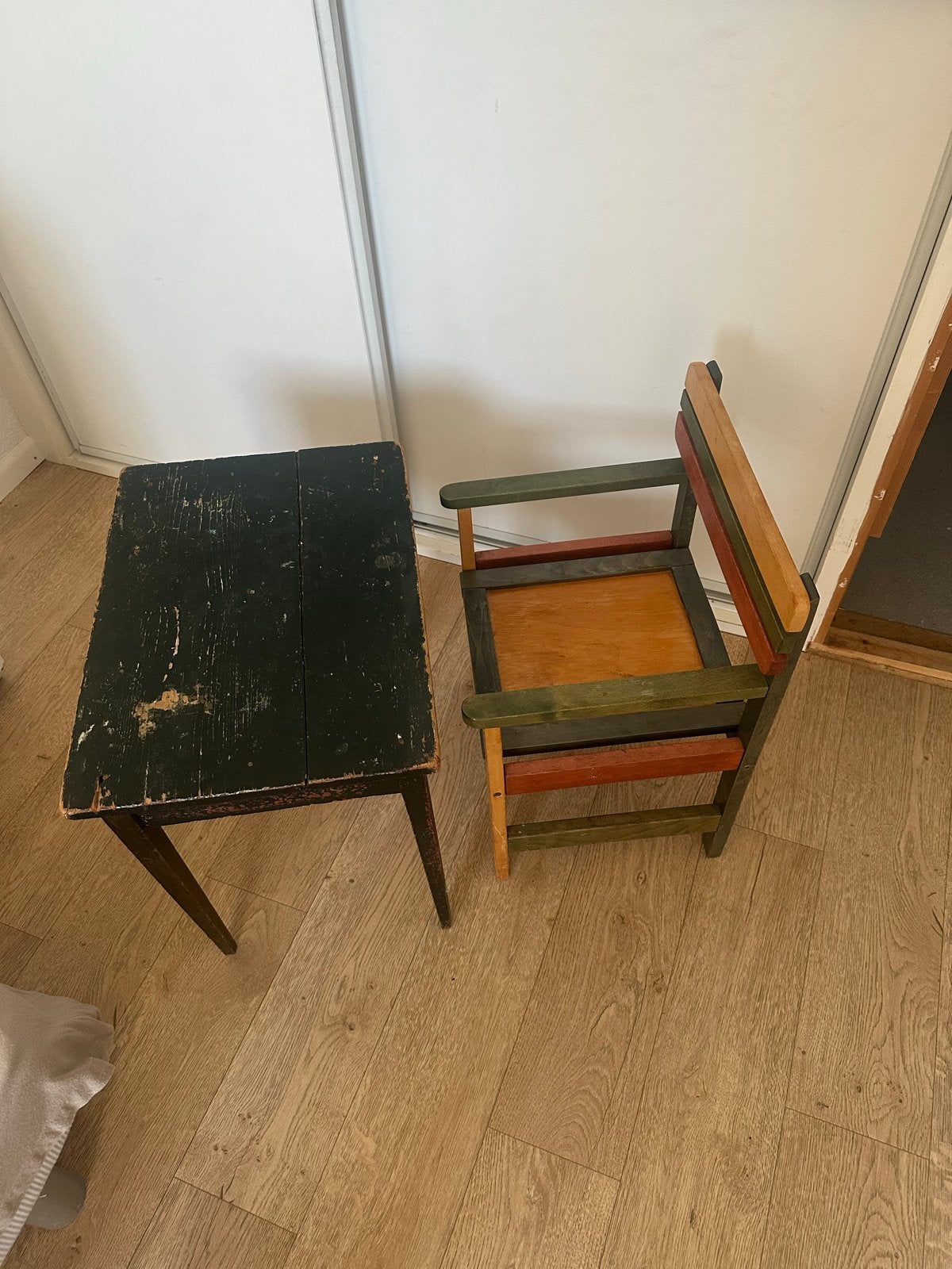 Vintage houten kinderstoel en tafeltje, Antiek en Kunst, Ophalen
