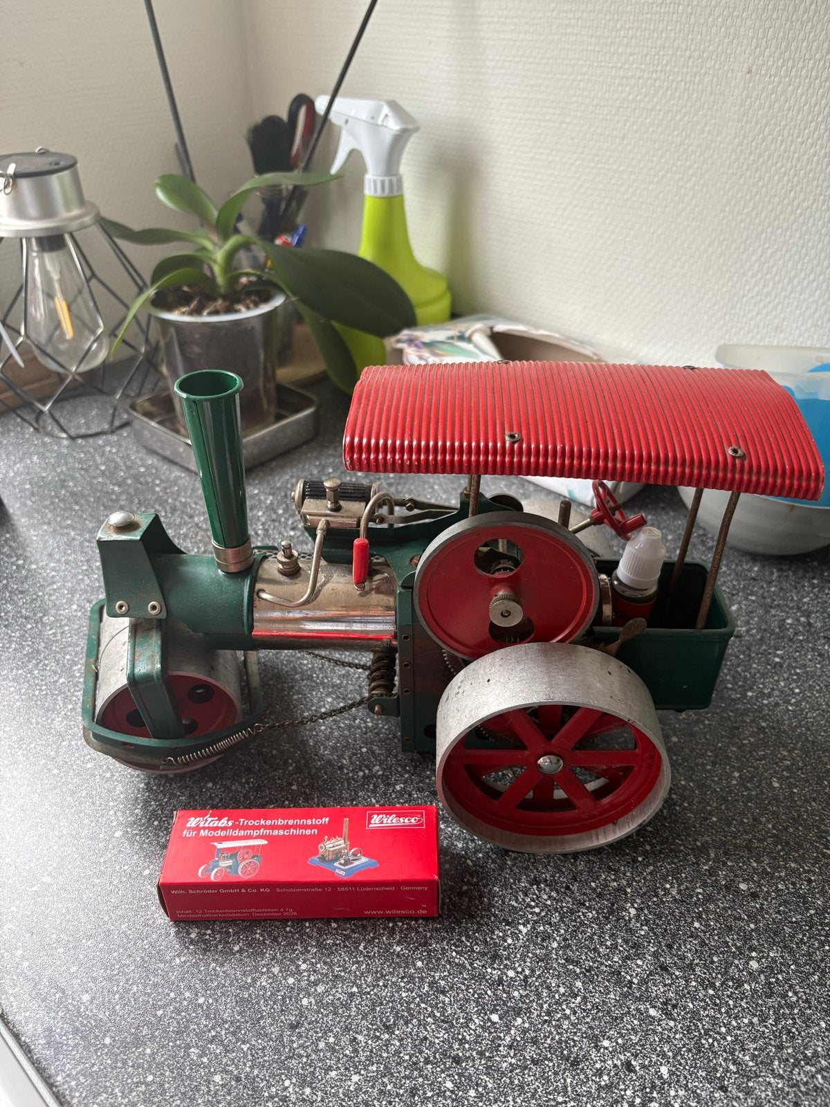 Wilesco D36 Stoomwals met brandstoftabletten, Overige merken, Ophalen of Verzenden, Zo goed als nieuw, Groter dan 1:32