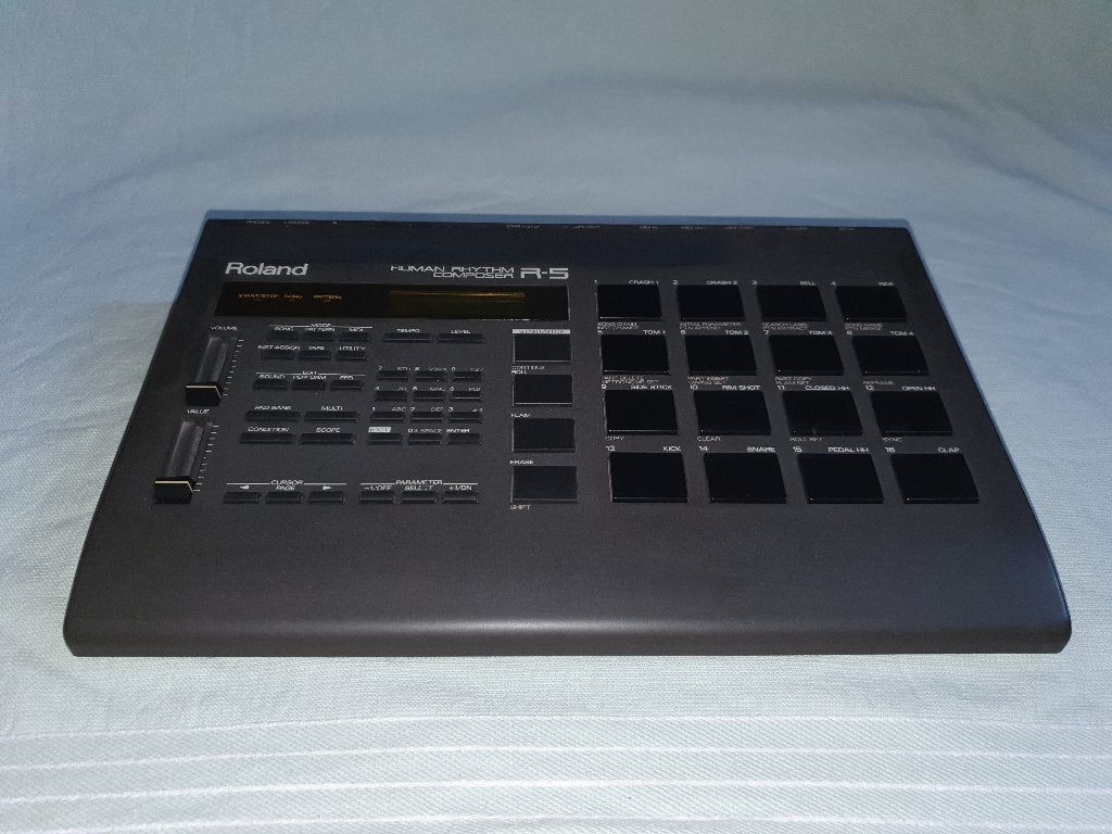 ROLAND R-5 DRUMCOMPUTER - Human Rhythm Composer, Ophalen of Verzenden, Gebruikt, Roland