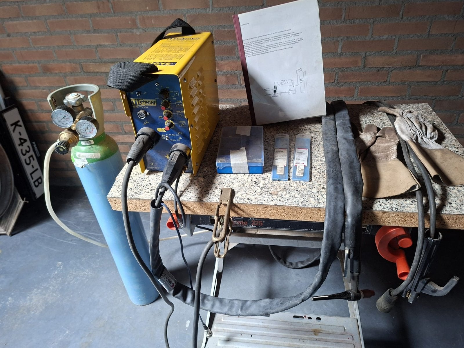 GYS TIG 160 HF Lasapparaat met toebehoren, Ophalen, Zo goed als nieuw, 150 tot 250 ampère, Tig