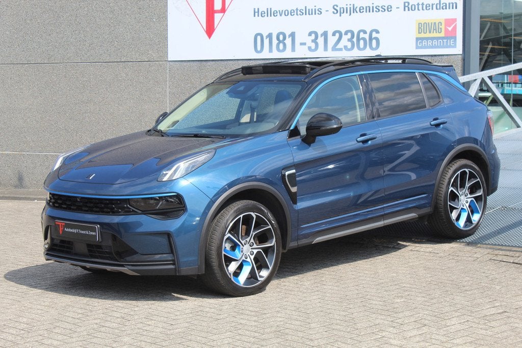 Lynk & Co 01 1.5 Panoramadak/360 Camera/Keyless/Lane assis, Auto's, Lynk & Co, 12 maanden, Stof, Gebruikt, Zwart