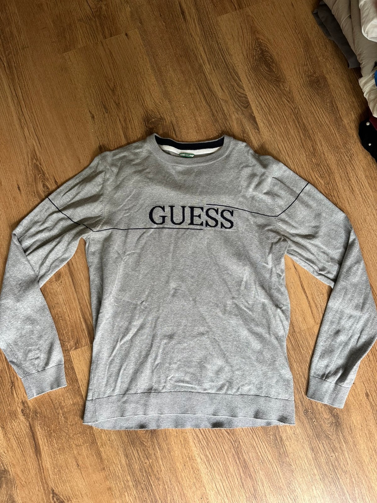 Guess sweater, Ophalen of Verzenden, Zo goed als nieuw, Maat 38/40 (M), Grijs