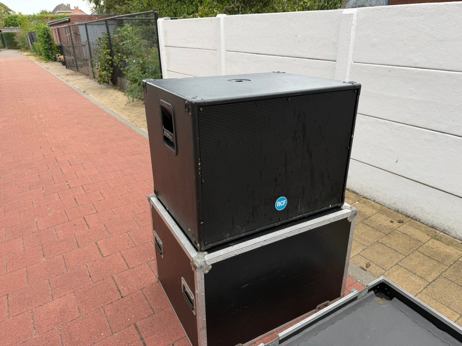 Rcf esw 1018, Muziek en Instrumenten, Ophalen, Gebruikt, 1000 watt of meer, P.A.