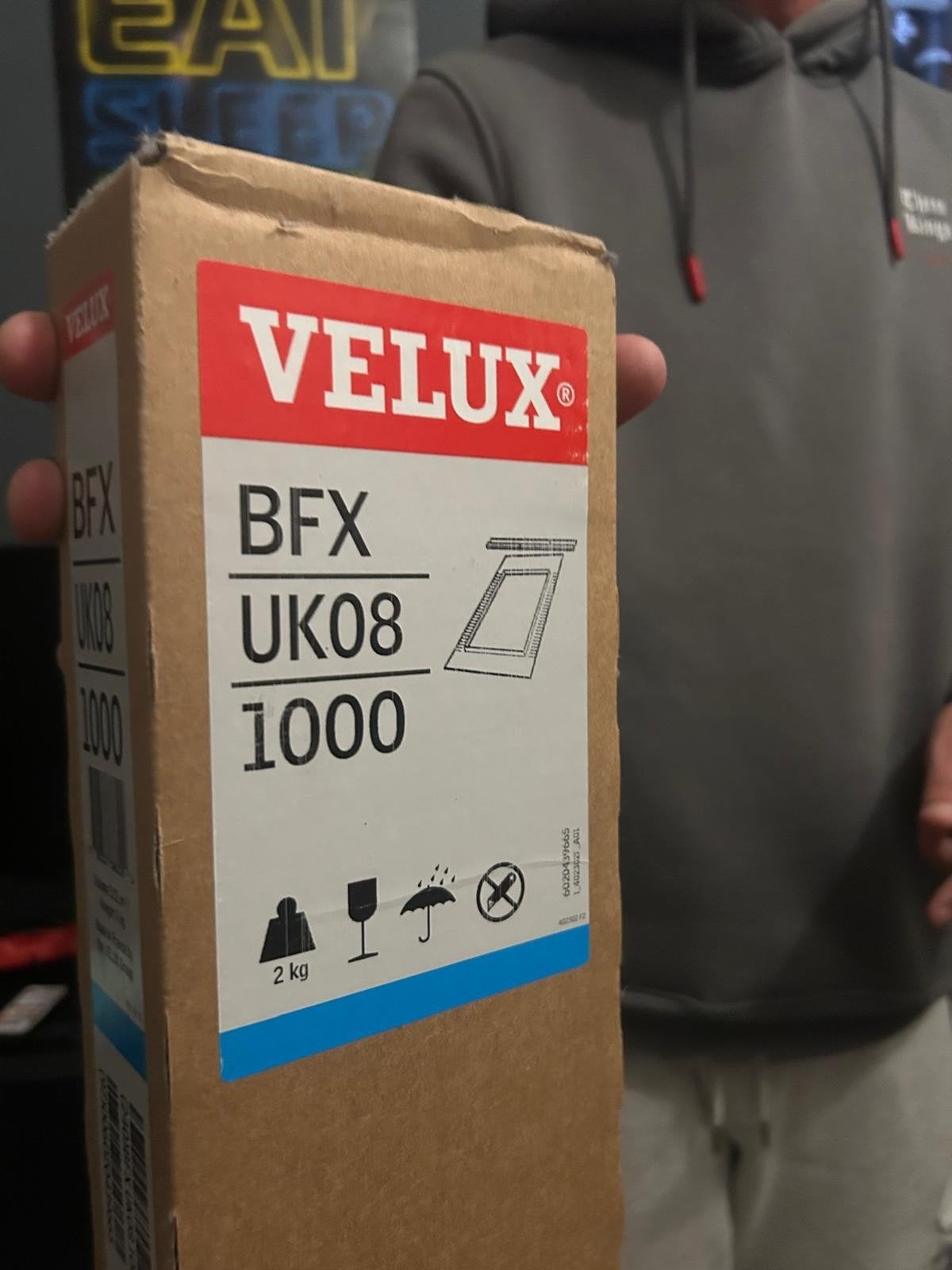 2x Velux BFX UK08 1000 Waterkerende Manchet + lekwatergoot, Ophalen, Nieuw, Minder dan 80 cm, Dakraam