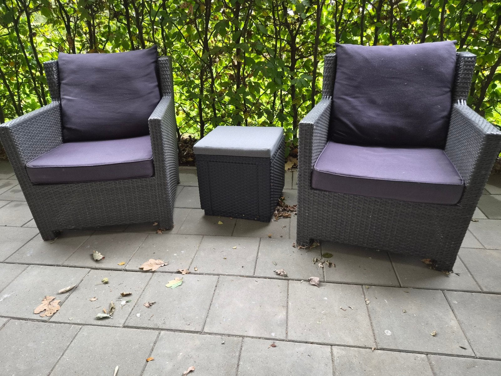 Gebruikte tuinset met opbergtafel/voetenbankje, Gebruikt, Bijzettafel, Tuinset, Ophalen