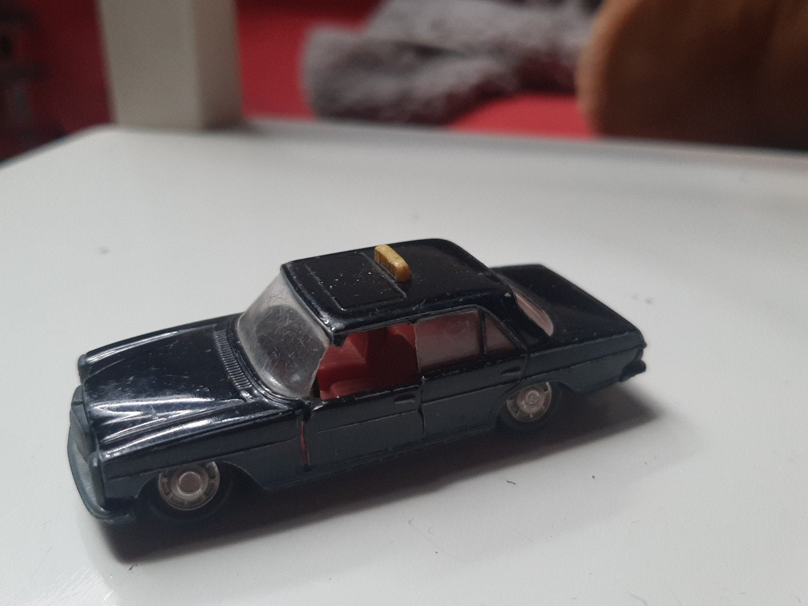 Schuco Model Mercedes 200 Politie (No. 805), Ophalen of Verzenden, Gebruikt, Auto
