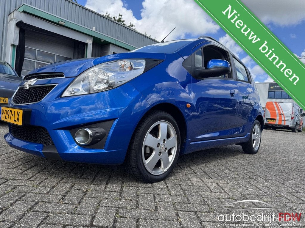 Chevrolet Spark 1.2/AIRCO/ELEKTR.RAMEN/PARK SENSOR/LM VELGEN, Auto's, Voorwielaandrijving, Gebruikt, 4 cilinders, Bedrijf