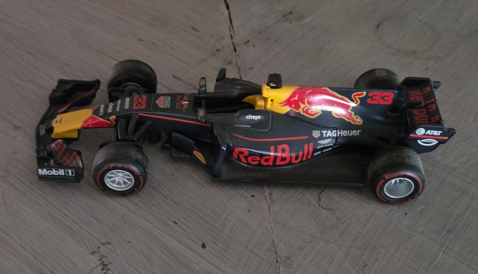 Red Bull Max verstappen miniatuur, Verzamelen, Ophalen of Verzenden, Zo goed als nieuw, Formule 1